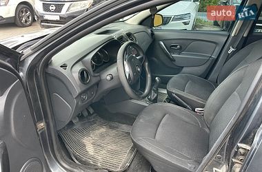Седан Renault Logan 2018 в Львове