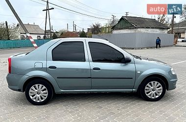 Седан Renault Logan 2010 в Козельщині
