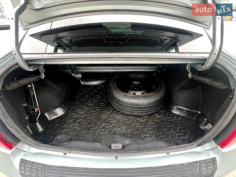 Седан Renault Logan 2010 в Козельщині