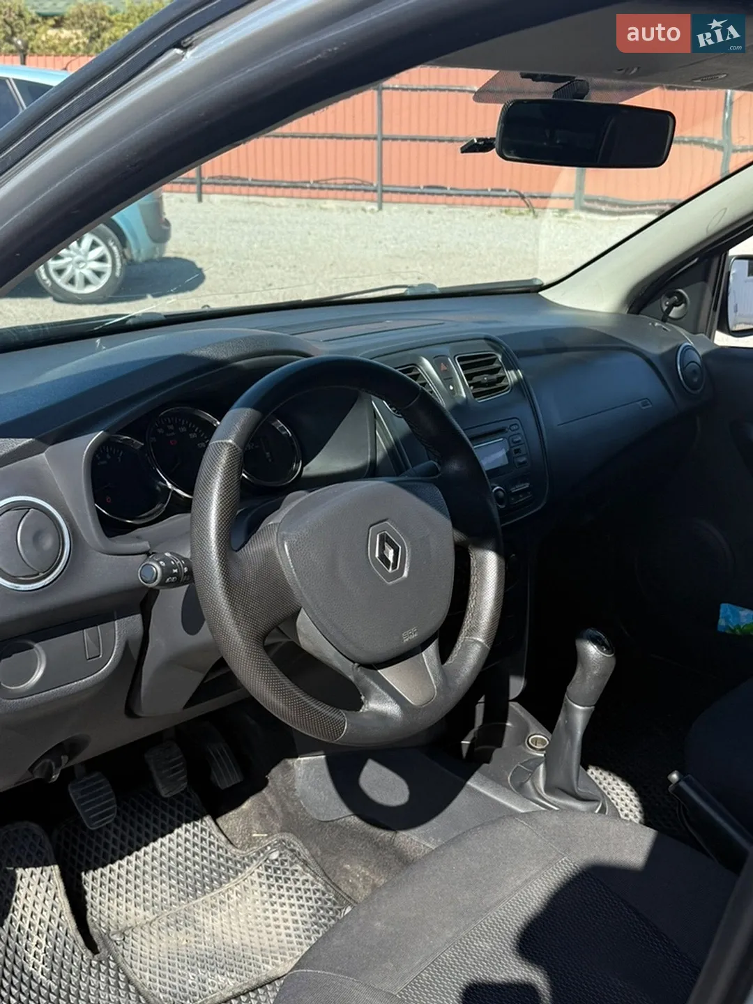 2013 Renault Logan - мініатюра 6