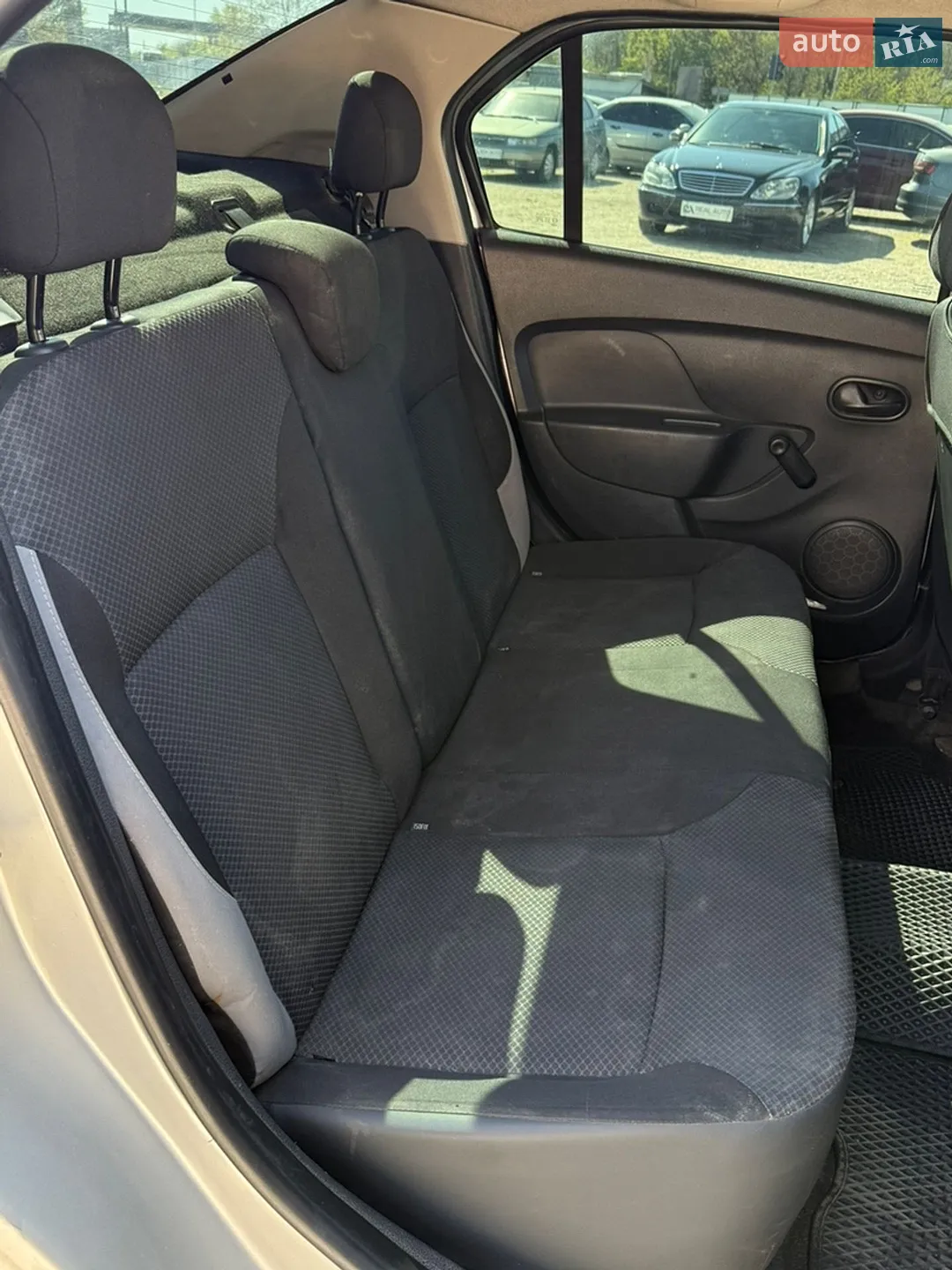 2013 Renault Logan - мініатюра 11