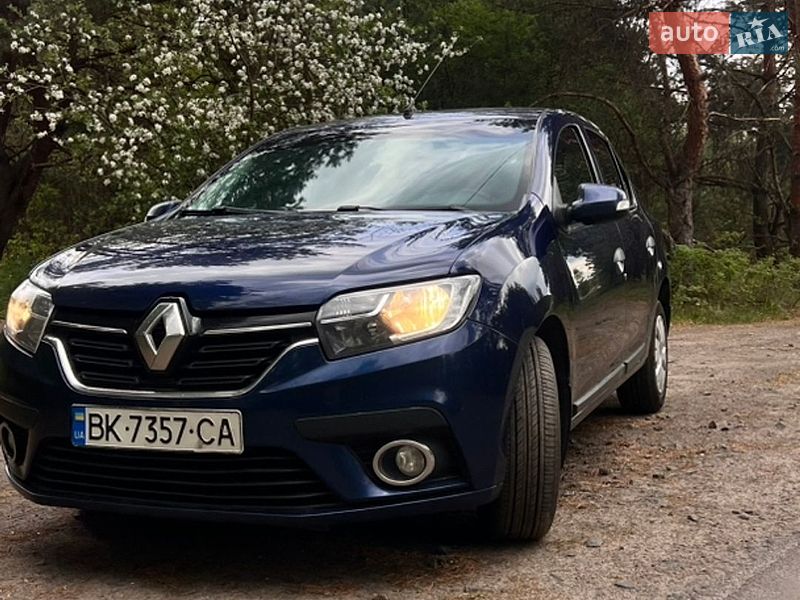 Седан Renault Logan 2017 в Киверцах