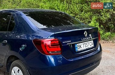Седан Renault Logan 2017 в Киверцах
