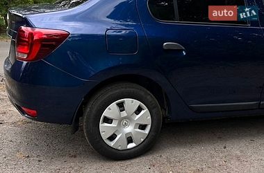 Седан Renault Logan 2017 в Киверцах