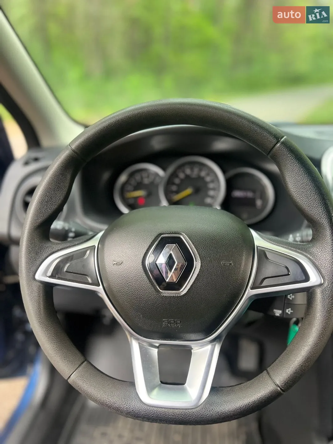 2017 Renault Logan - мініатюра 32