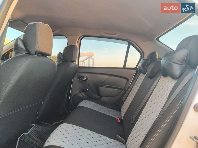 Седан Renault Logan 2014 в Одесі