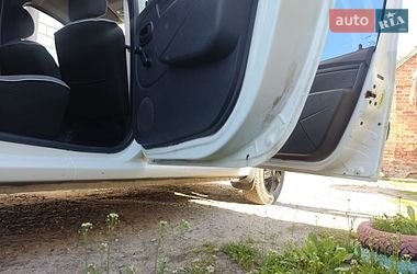Универсал Renault Logan 2012 в Новой Водолаге