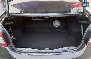 Седан Renault Logan 2013 в Дніпрі