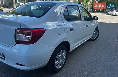 Седан Renault Logan 2014 в Чернигове
