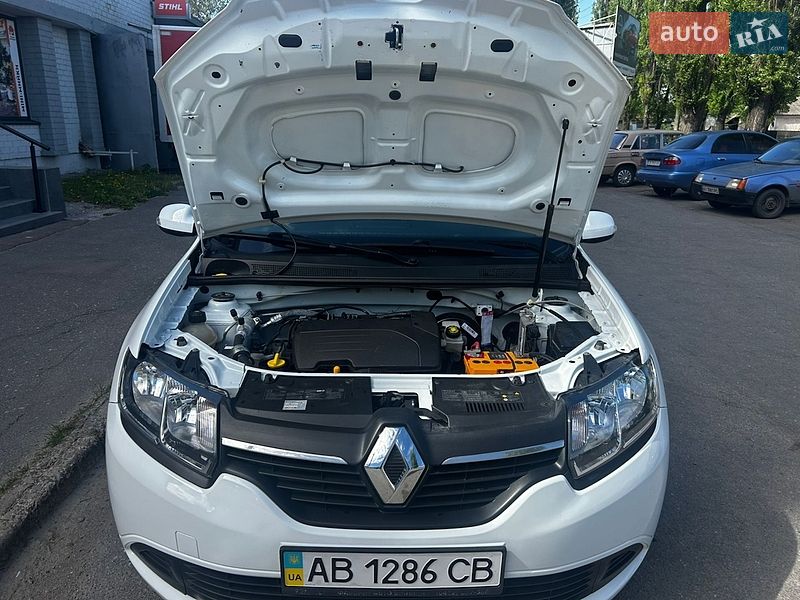 Седан Renault Logan 2014 в Чернигове