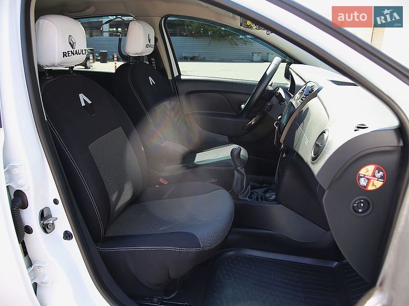 Седан Renault Logan 2019 в Харькове