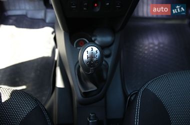 Седан Renault Logan 2019 в Харькове
