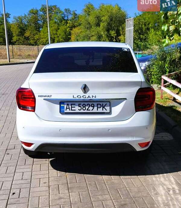 Седан Renault Logan 2019 в Днепре