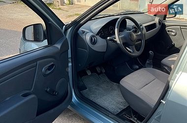 Седан Renault Logan 2009 в Львові