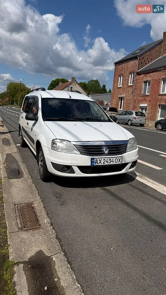 2012 Renault Logan - мініатюра 10