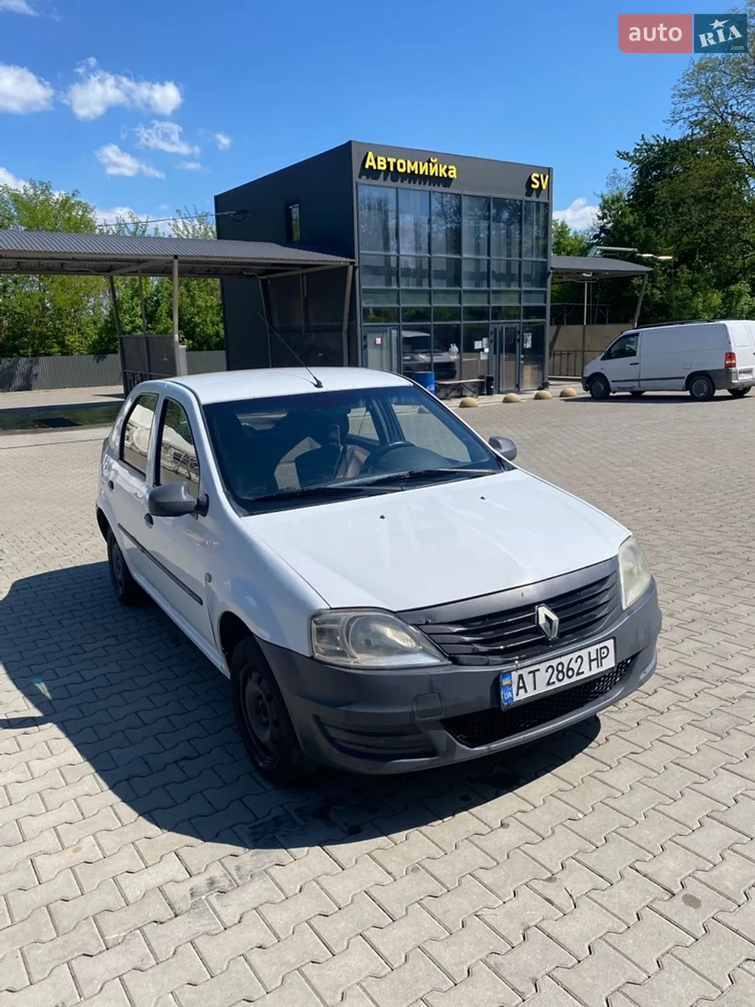 2011 Renault Logan - мініатюра 2