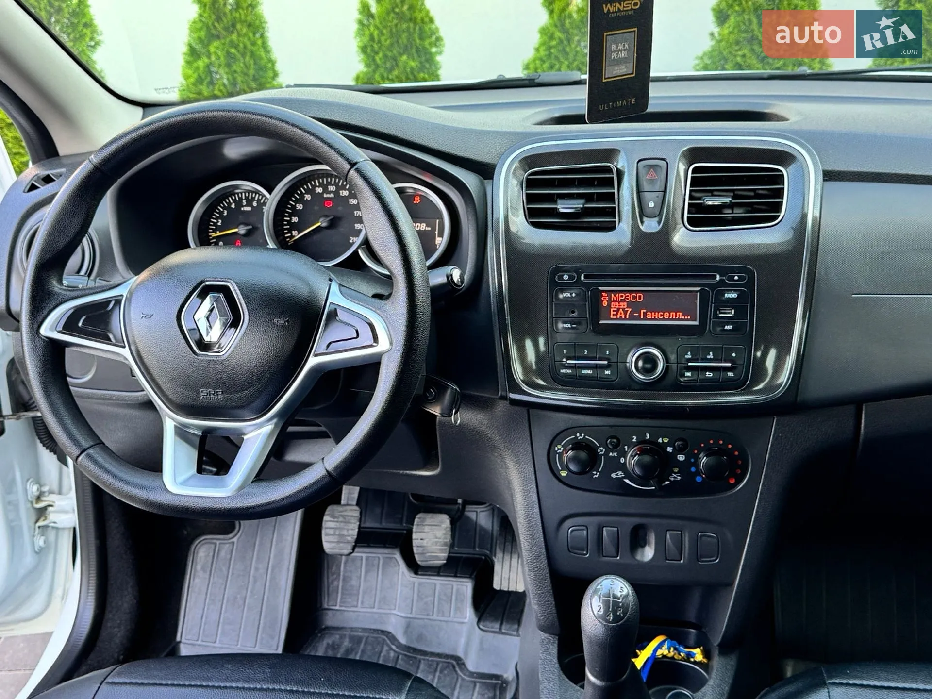 2017 Renault Logan - мініатюра 5