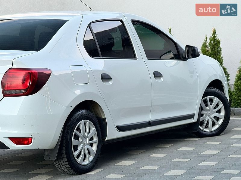 Седан Renault Logan 2017 в Дрогобичі