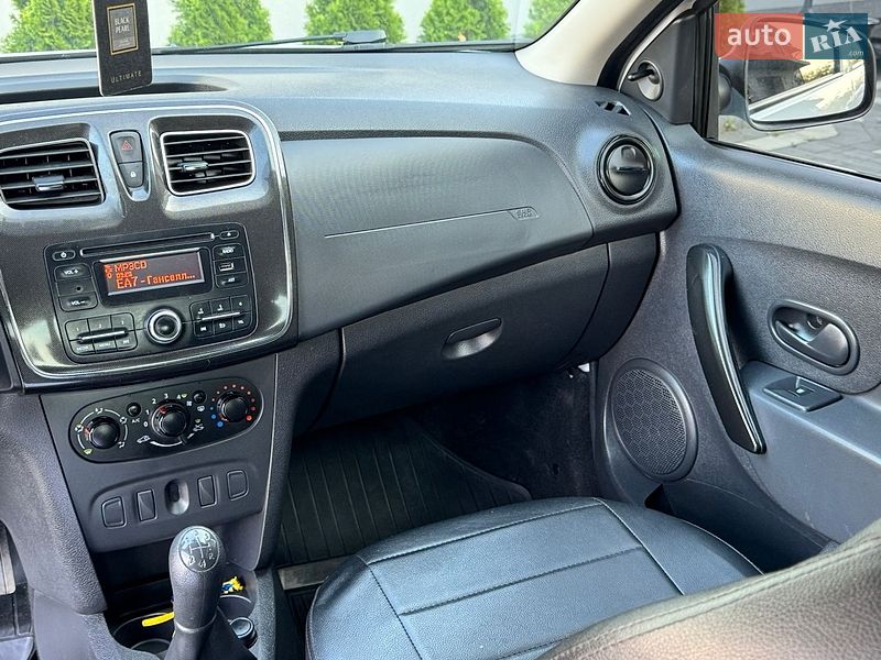 Седан Renault Logan 2017 в Дрогобичі