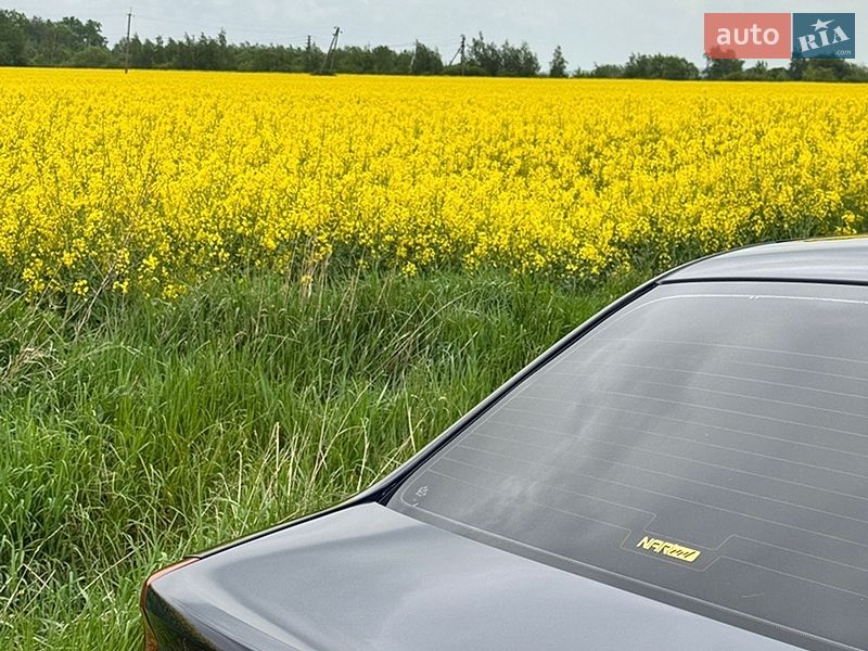 Седан Renault Logan 2009 в Ивано-Франковске