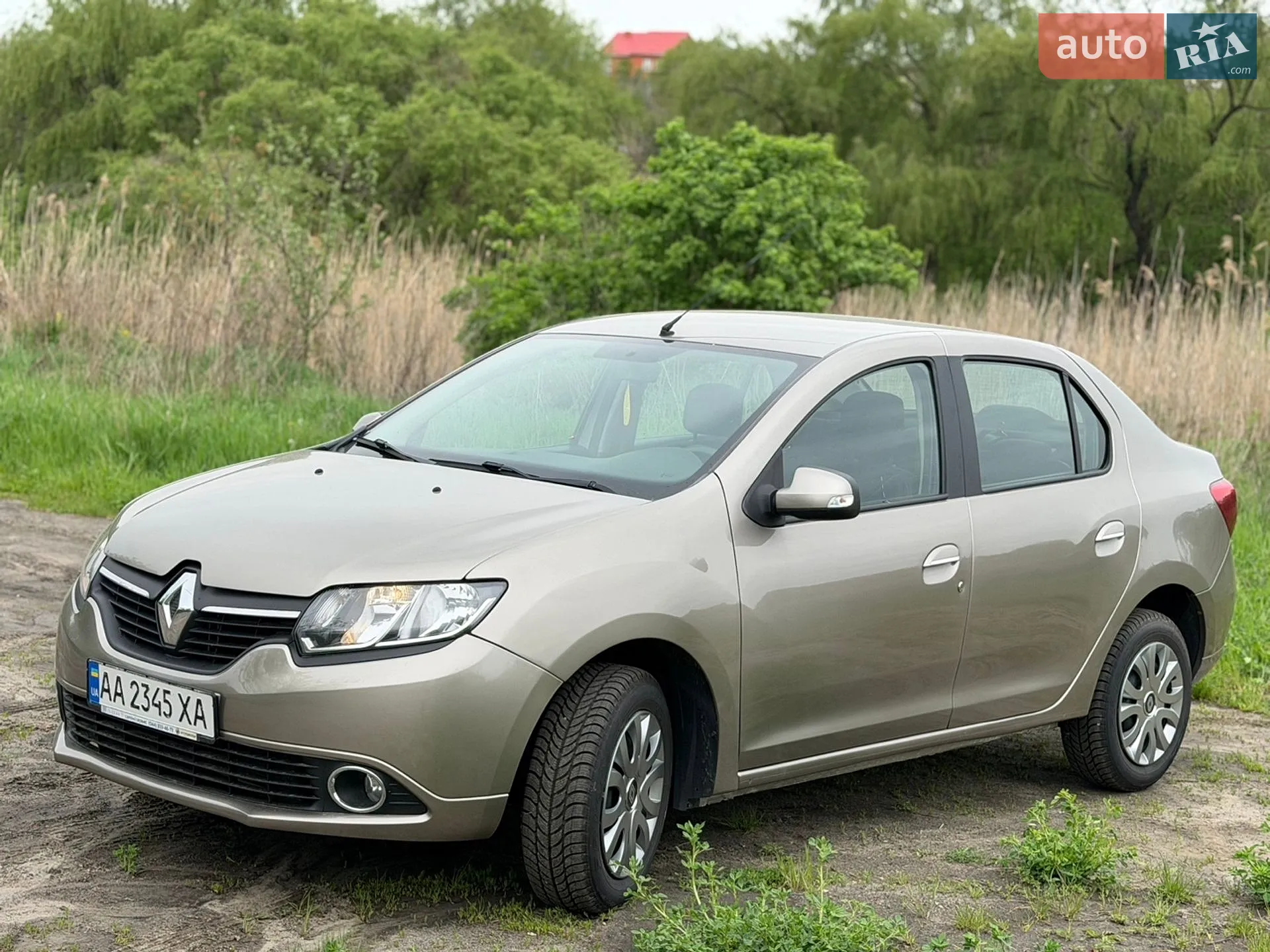 2015 Renault Logan - мініатюра 5
