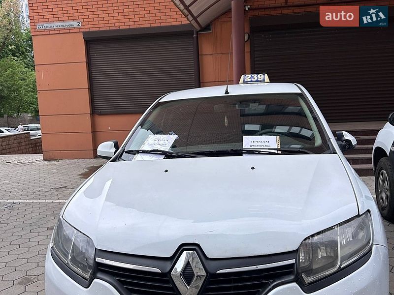 Renault Logan 2013