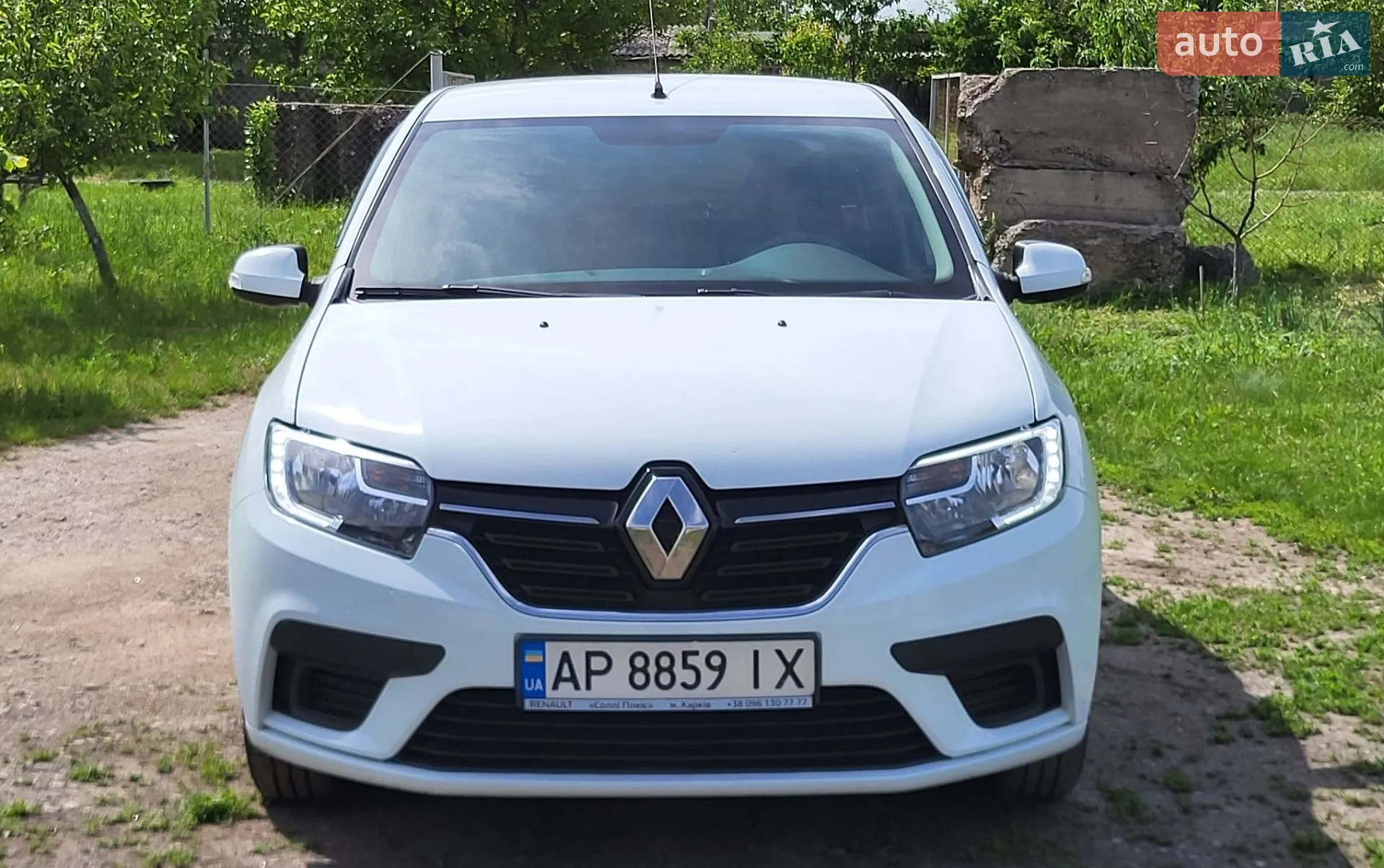 2020 Renault Logan - мініатюра 8