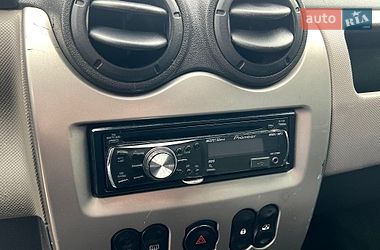 Седан Renault Logan 2010 в Кременчуці фото 31 Седан Renault Logan 2010 в Кременчуці