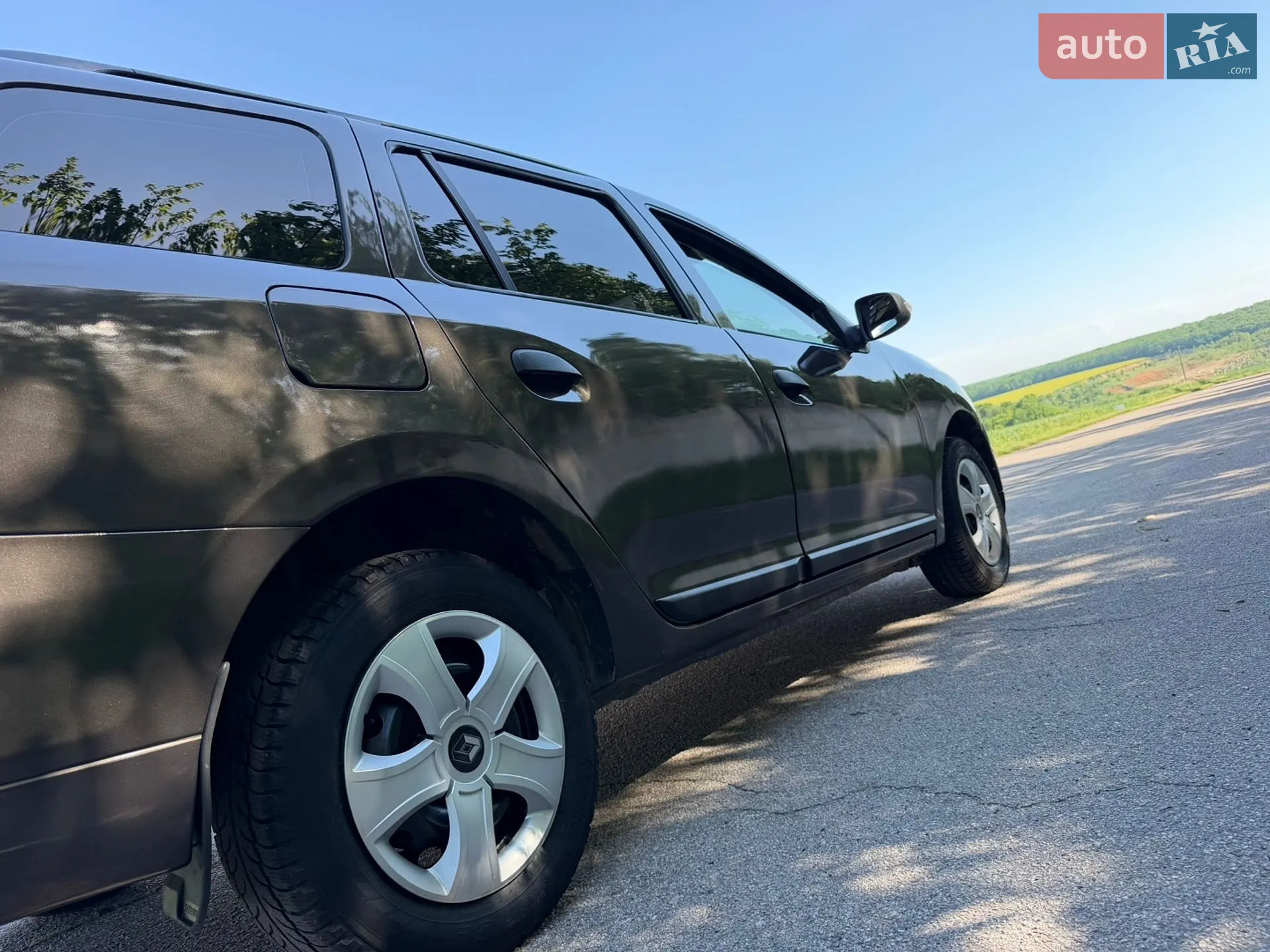 2016 Renault Logan - мініатюра 26