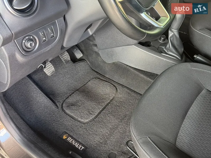 Renault Logan 2019 VIN VF17SRKL463629950 фото оголошення 20 з 48