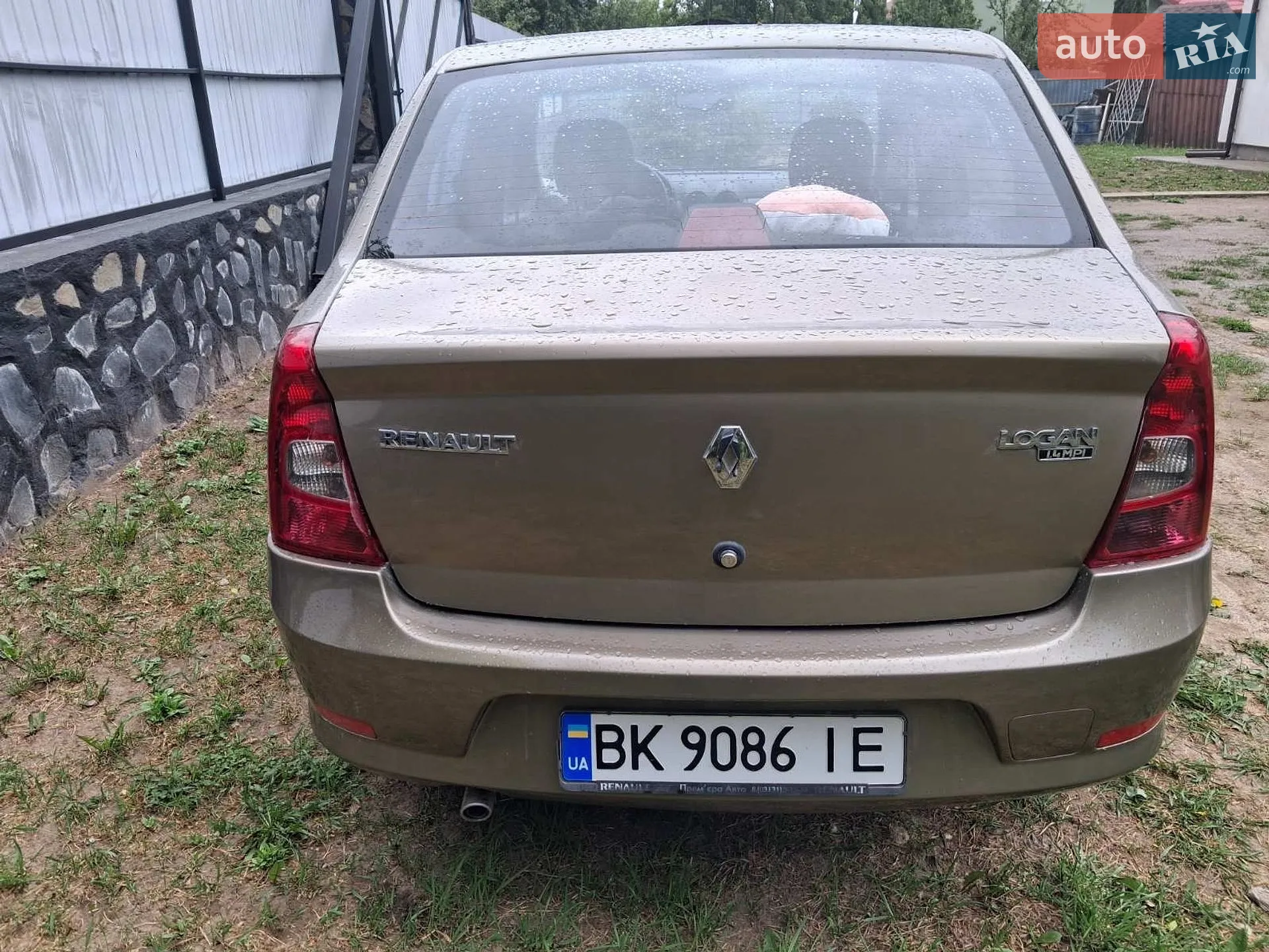 2010 Renault Logan - мініатюра 10