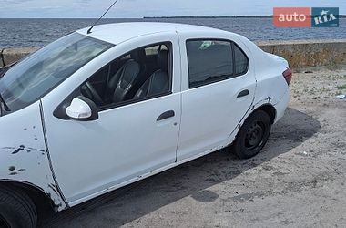 Седан Renault Logan 2013 в Вышгороде