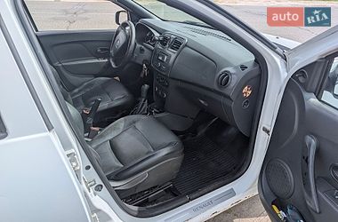 Седан Renault Logan 2013 в Вышгороде