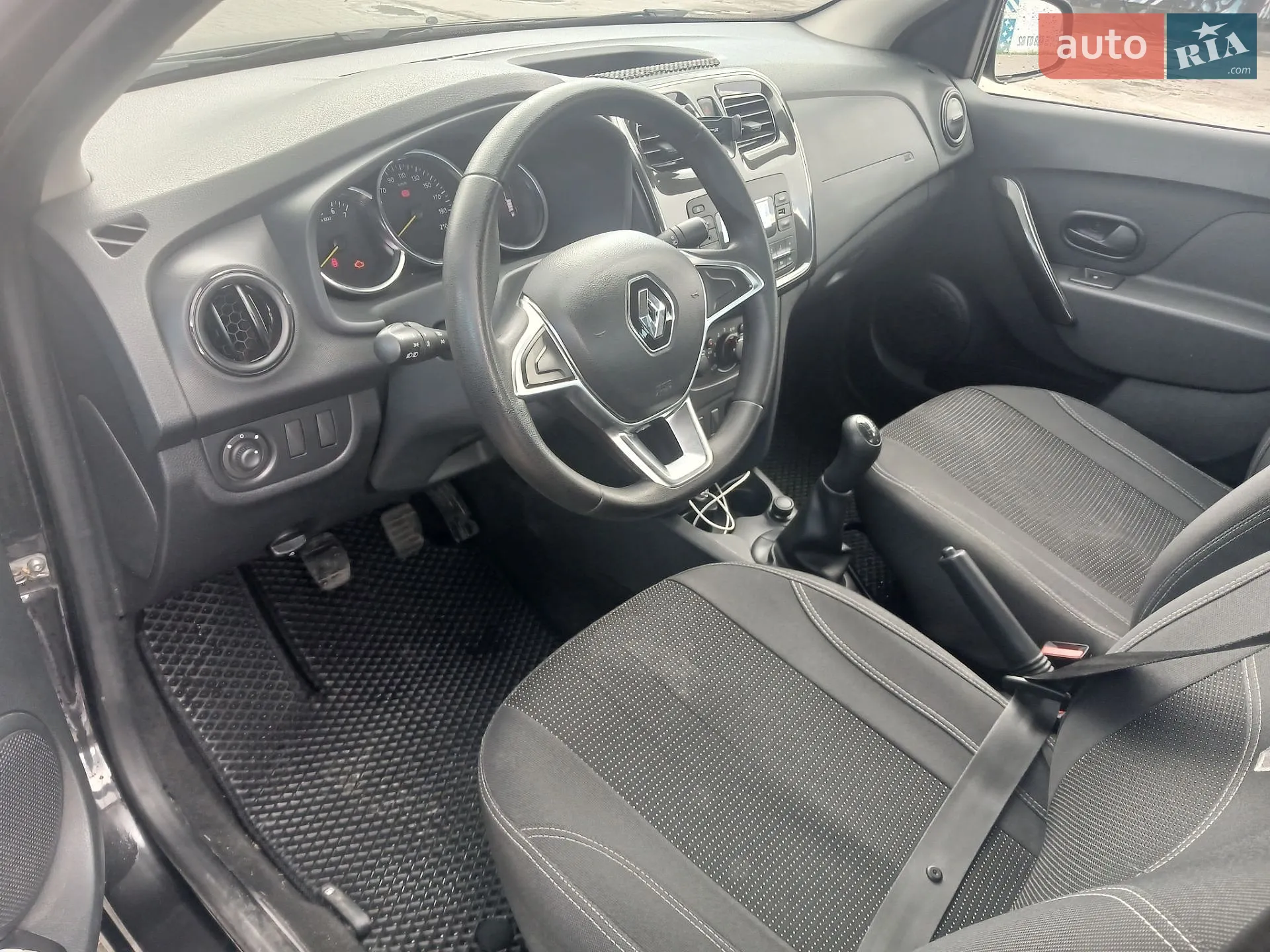 2019 Renault Logan - мініатюра 10
