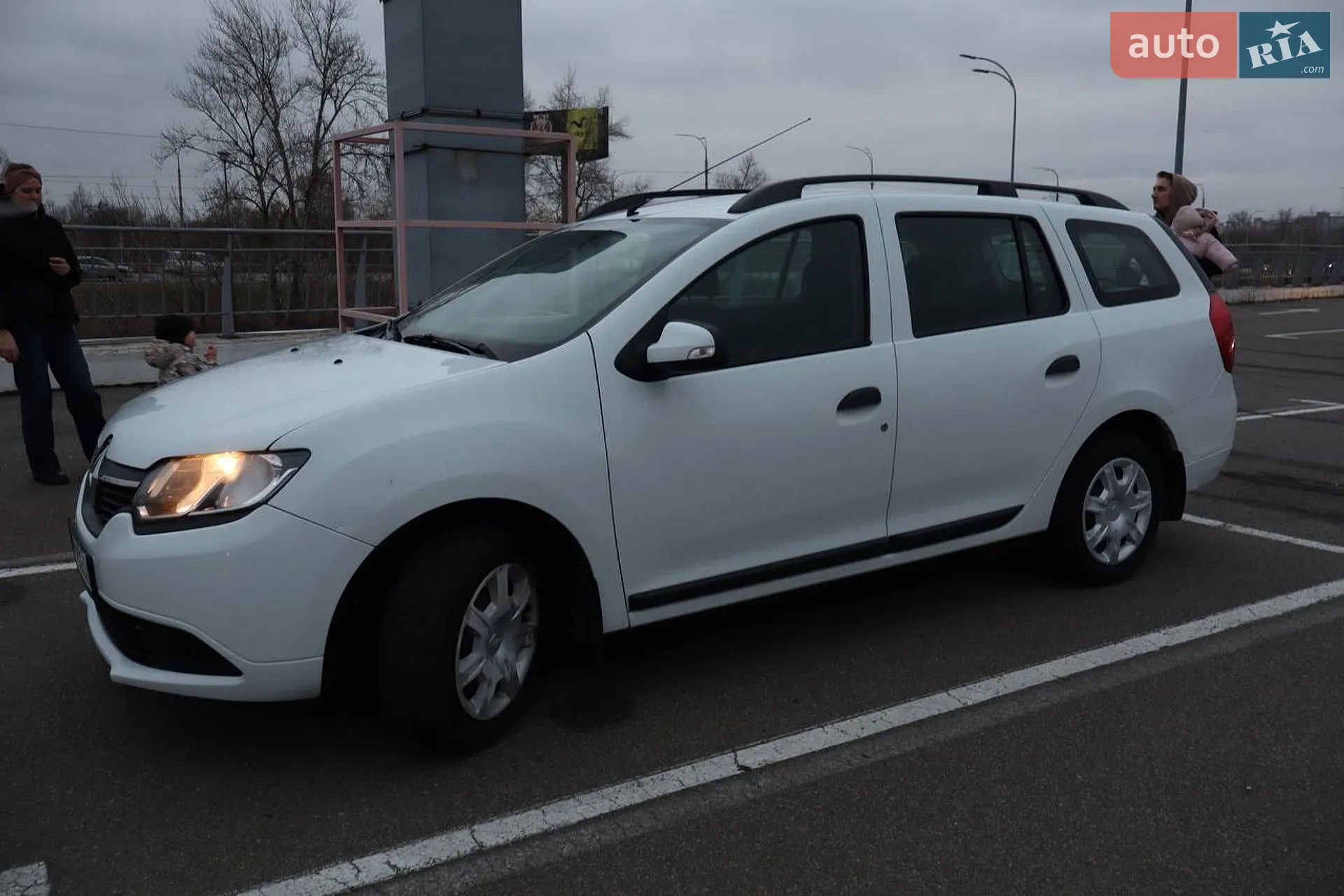2013 Renault Logan - мініатюра 2