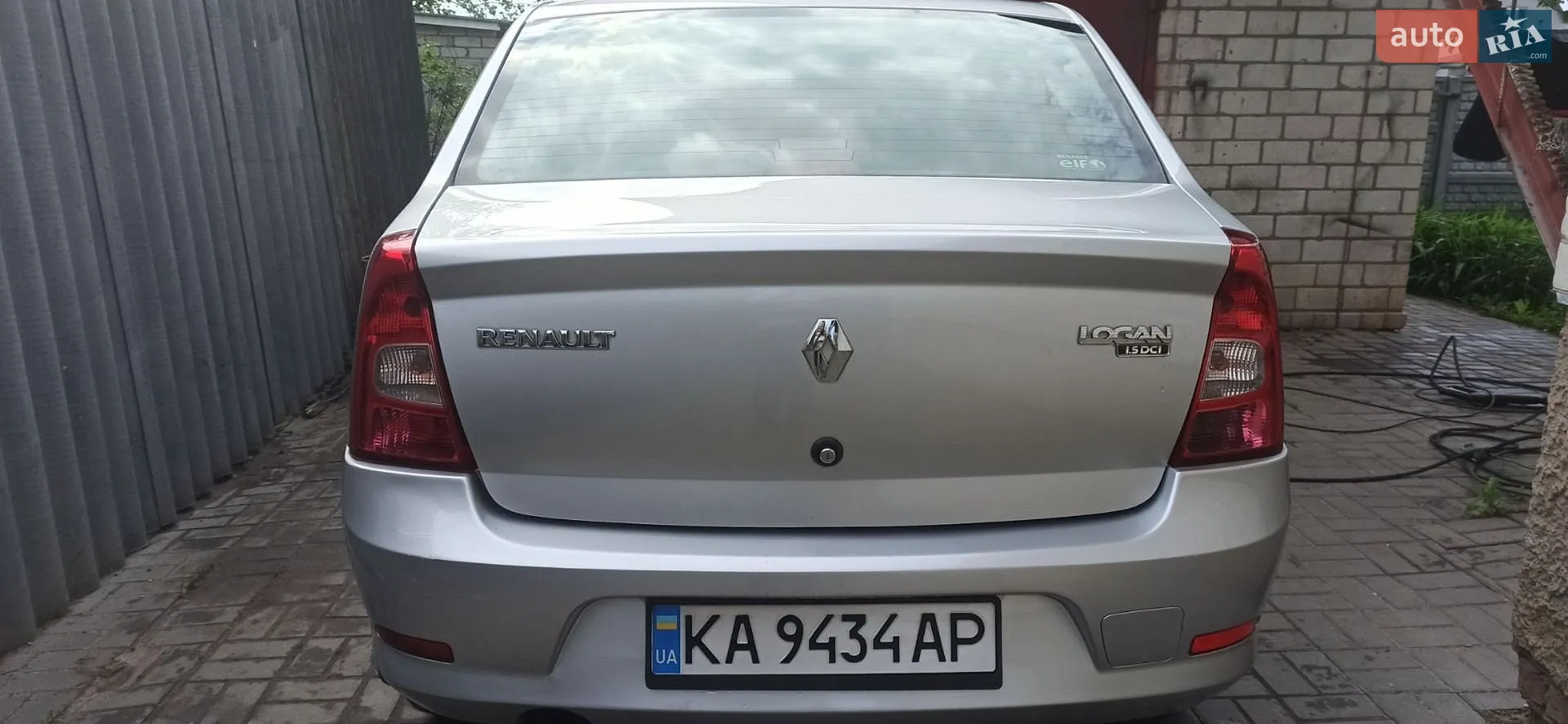 2011 Renault Logan - мініатюра 2