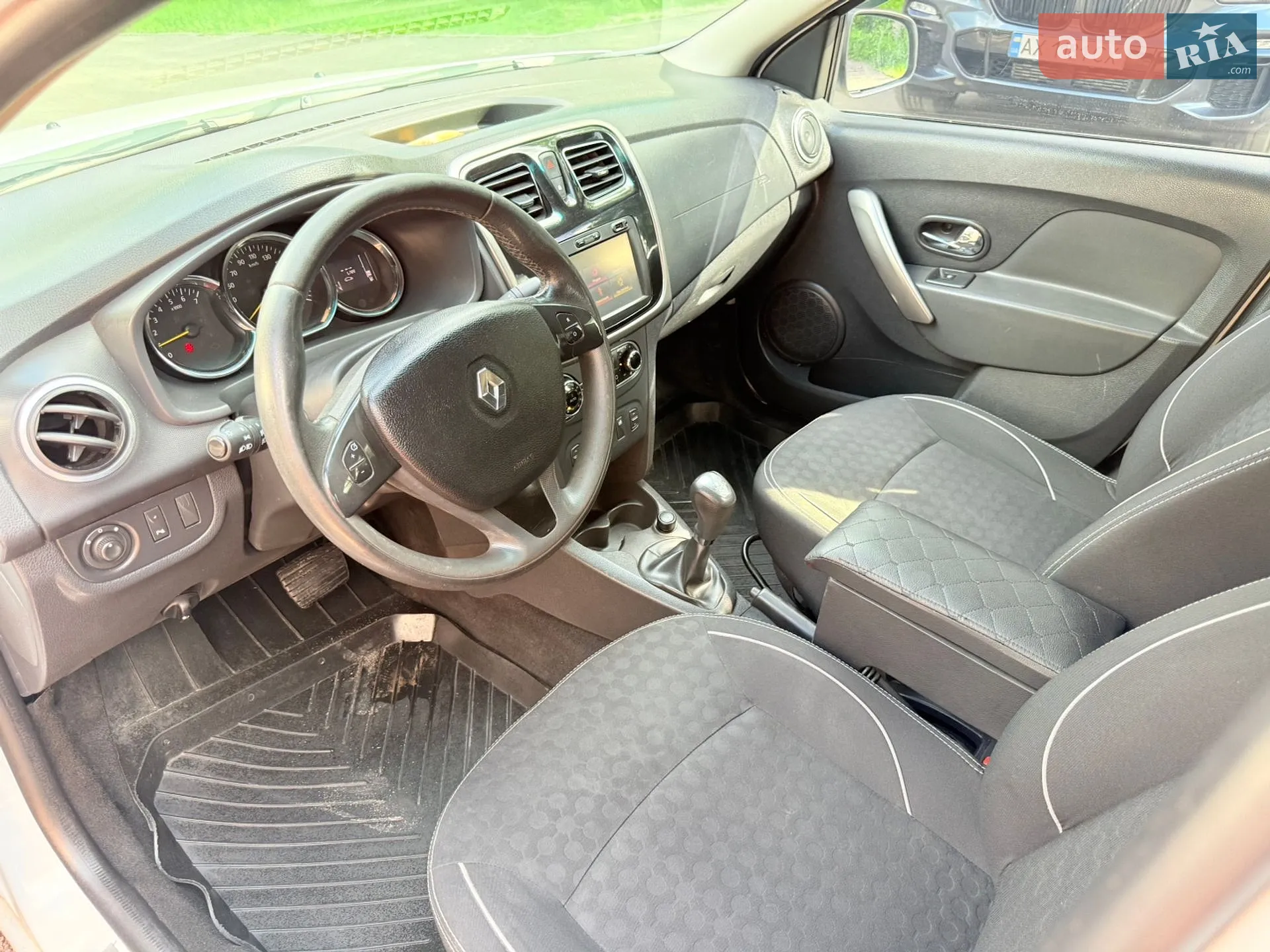 2016 Renault Logan - мініатюра 10