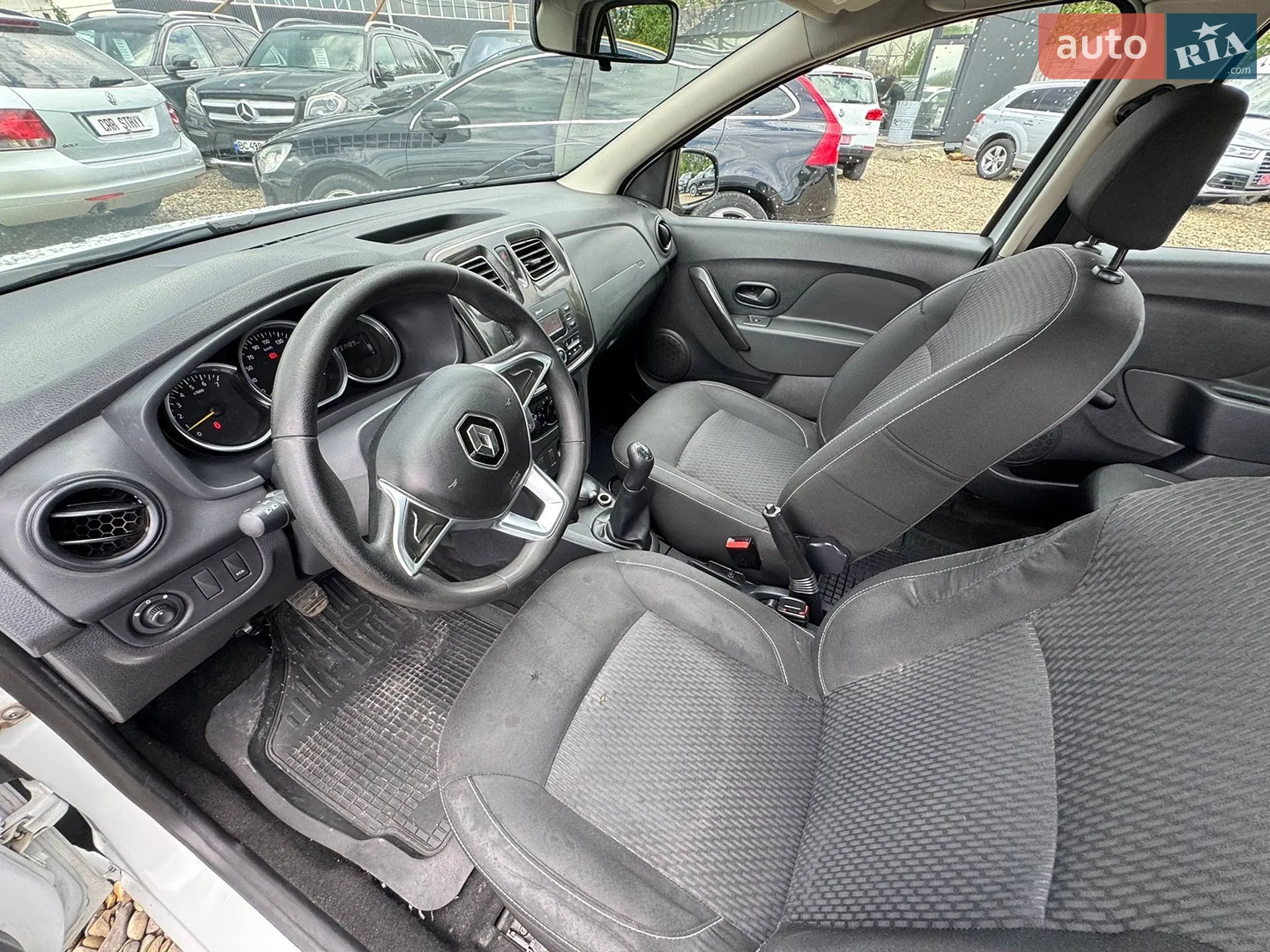 2019 Renault Logan - мініатюра 21