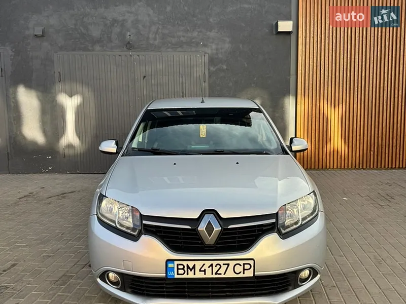 Renault Logan 2016