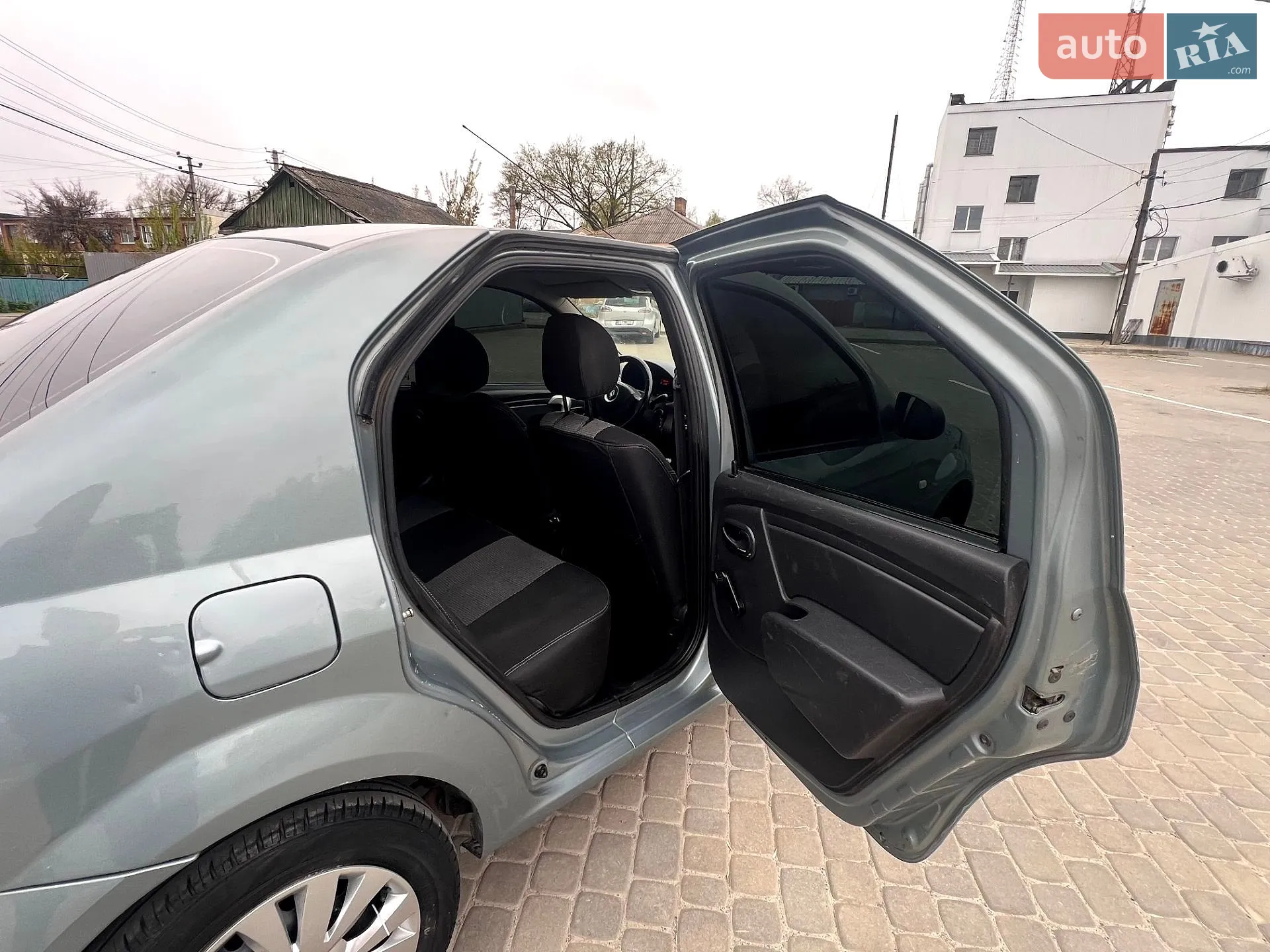 2010 Renault Logan - мініатюра 33