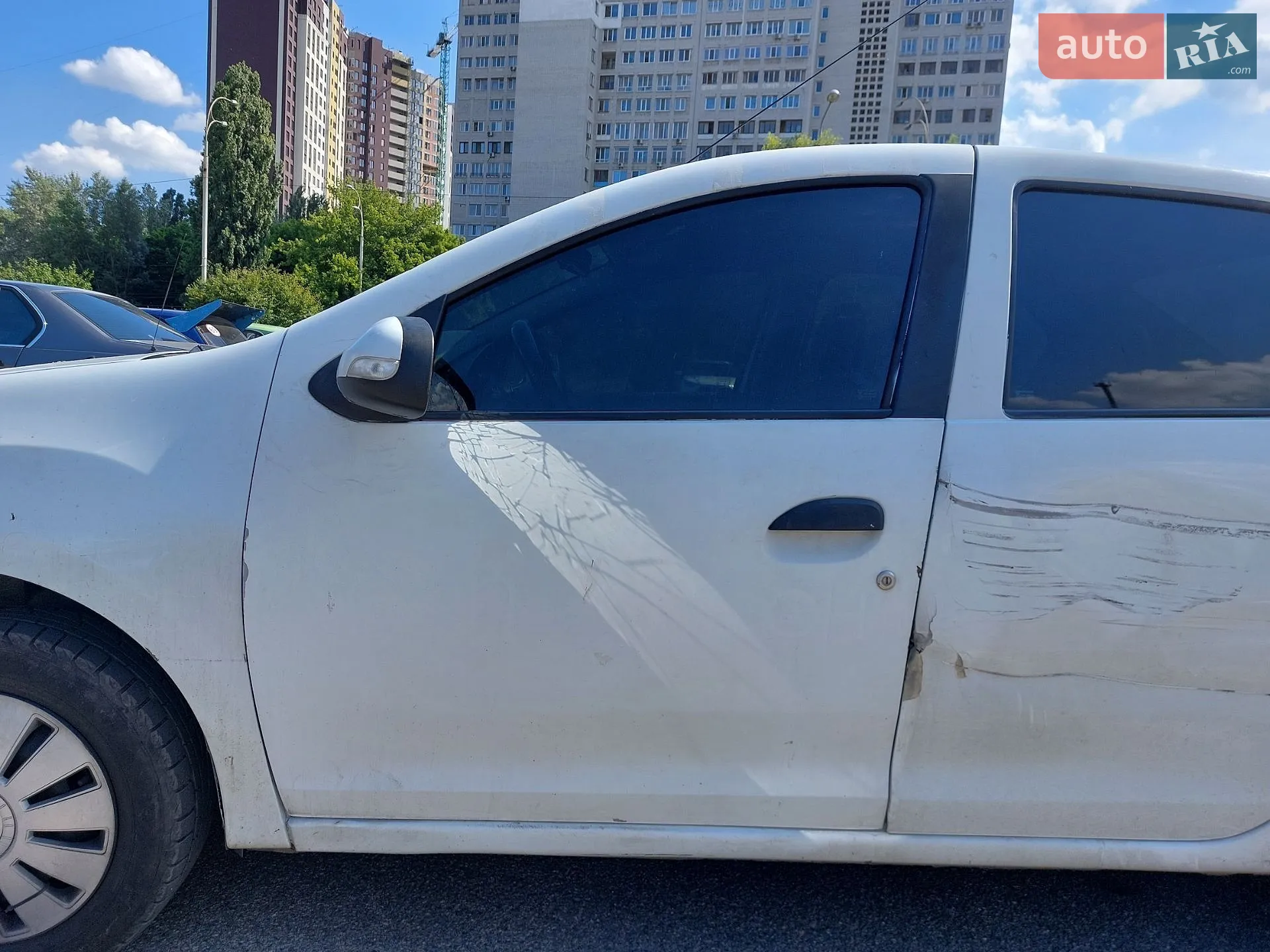 2015 Renault Logan - мініатюра 9