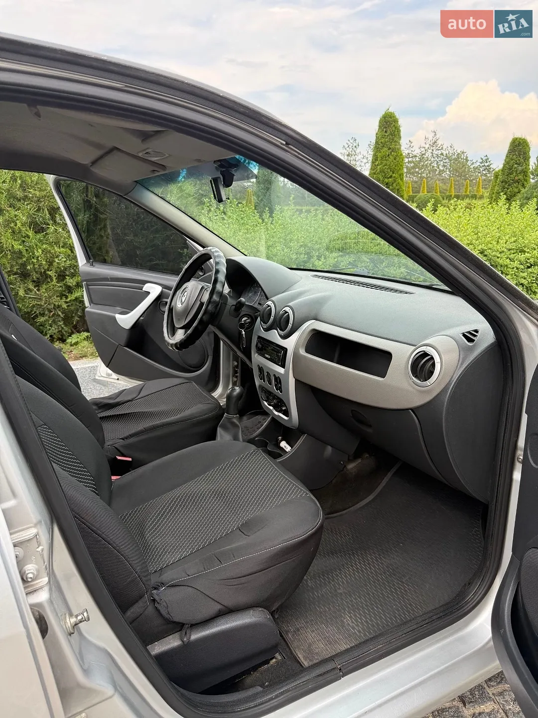 2012 Renault Logan - мініатюра 15