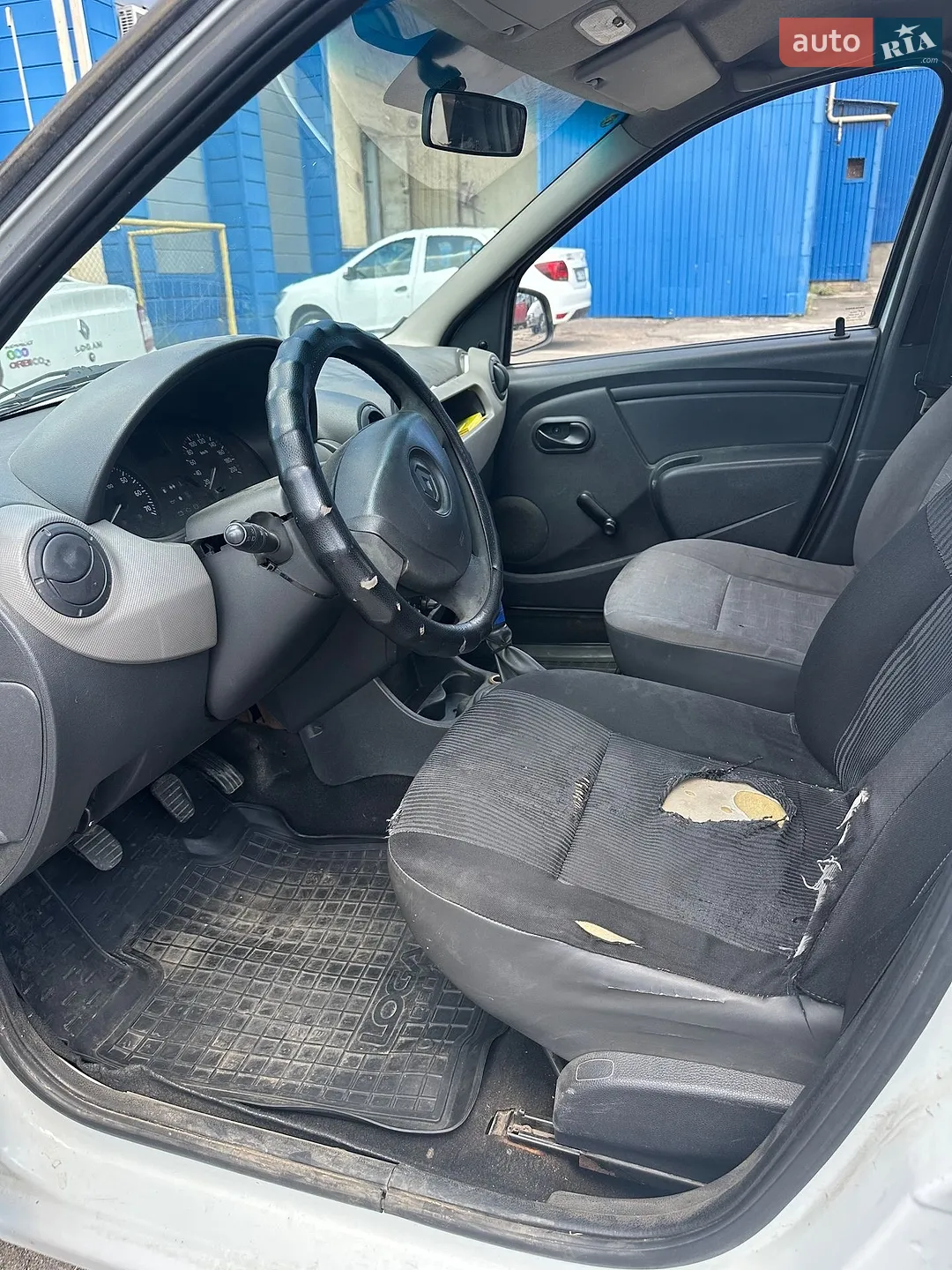2011 Renault Logan - мініатюра 5