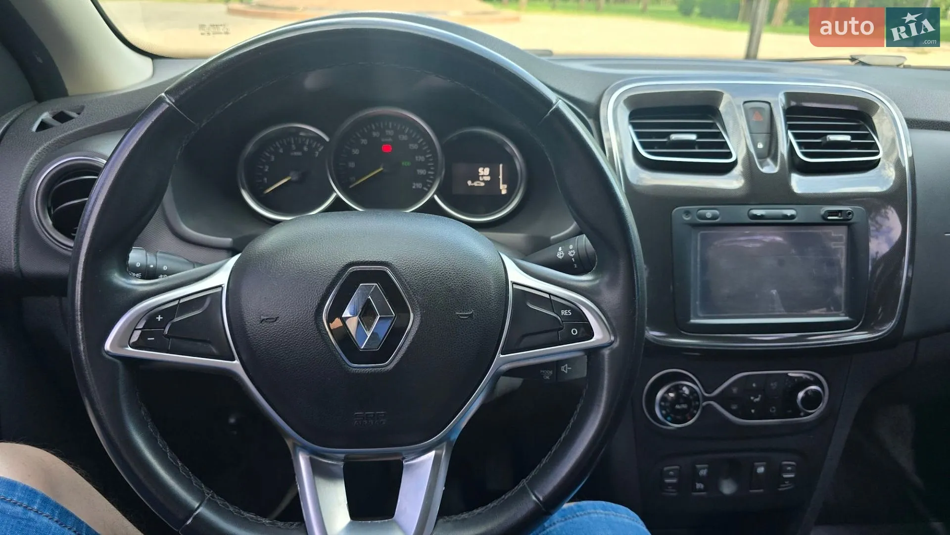 2018 Renault Logan - мініатюра 7