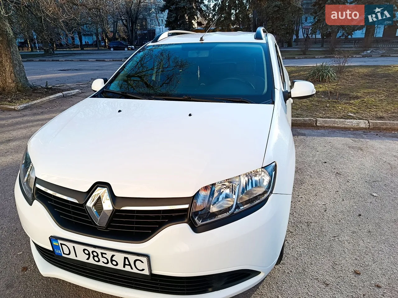 2013 Renault Logan - мініатюра 12