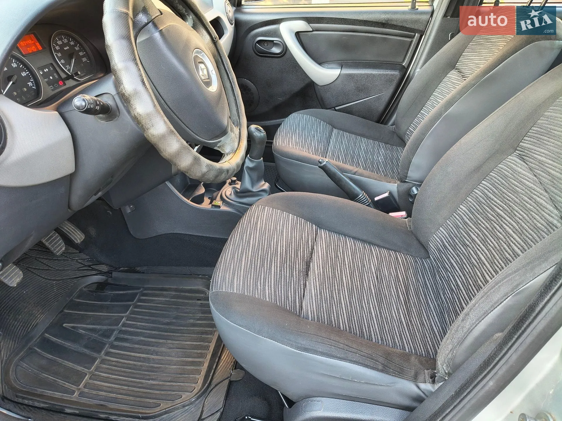 2011 Renault Logan - мініатюра 18