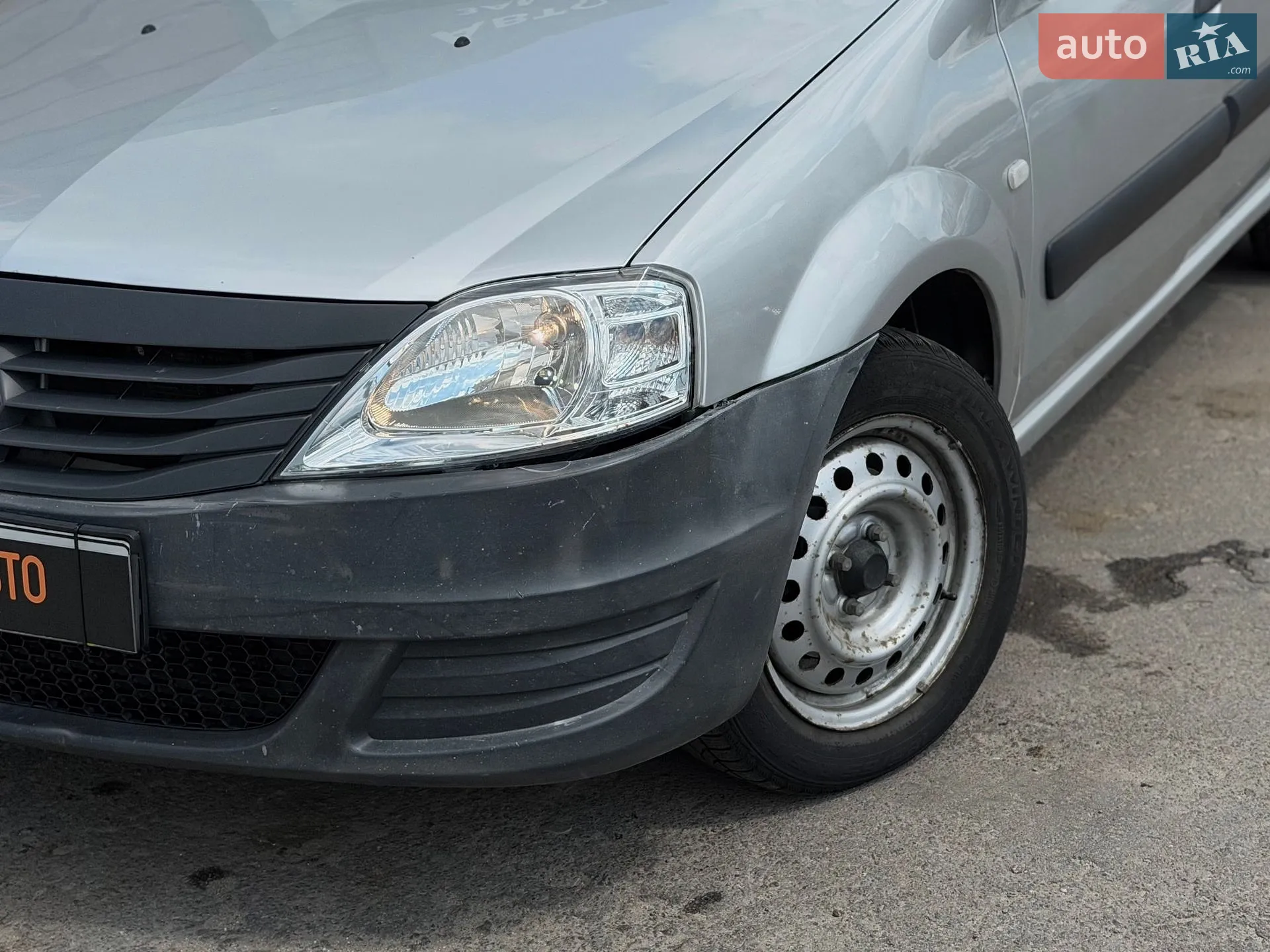 2010 Renault Logan - мініатюра 4