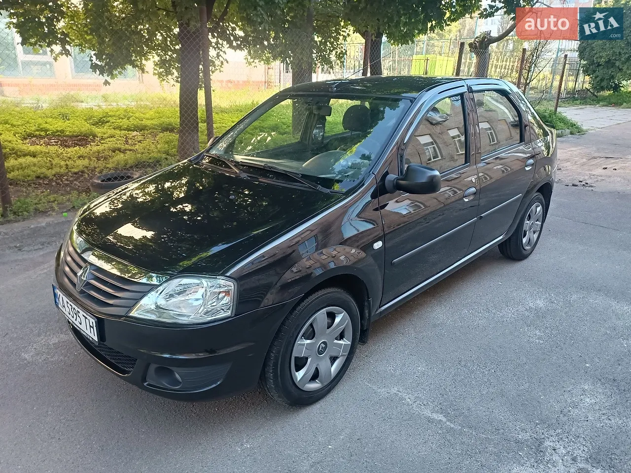 2010 Renault Logan - мініатюра 19