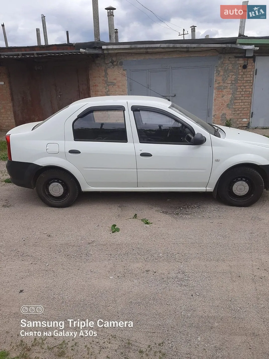 2011 Renault Logan - мініатюра 7