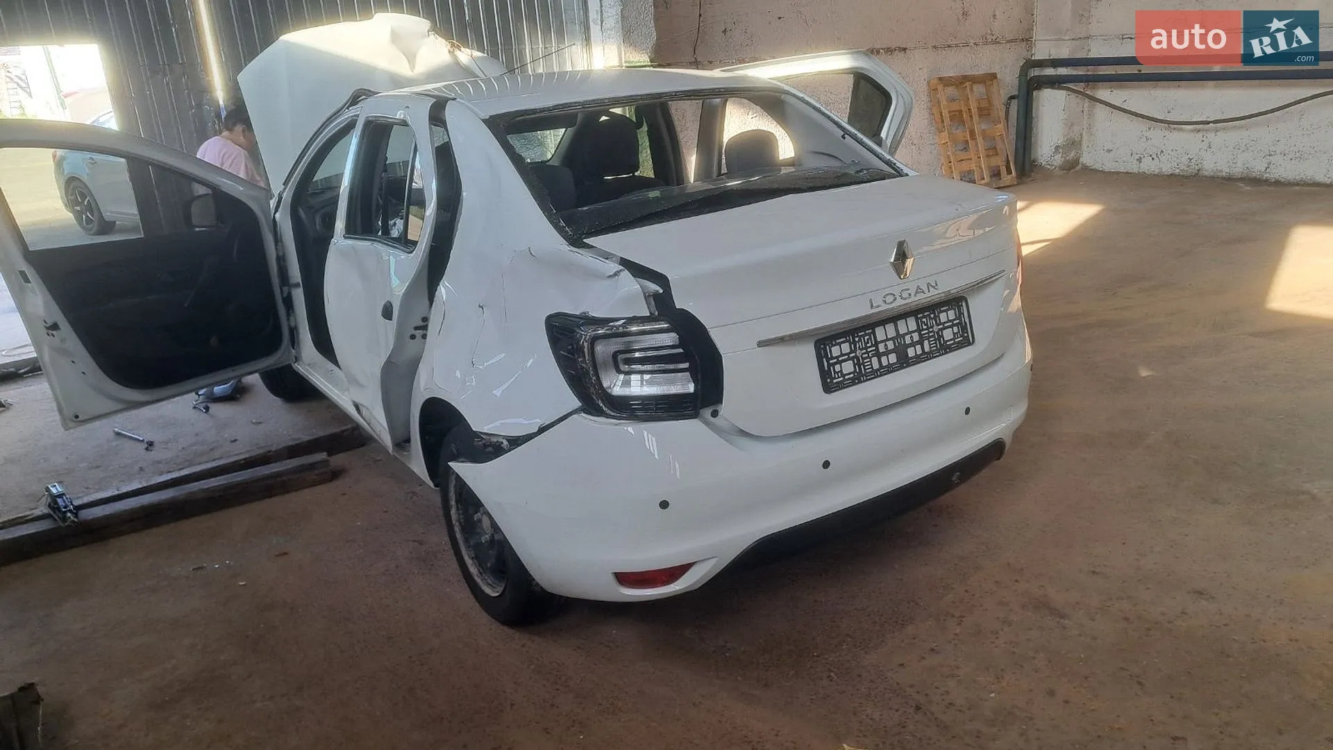 Renault Logan 2016 VIN VF14SRAG456260073 фото оголошення 15 з 20